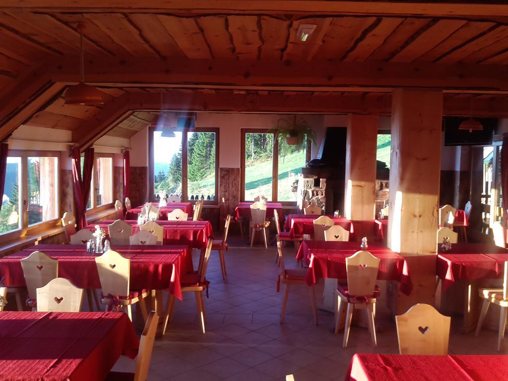 Gostisce In Penzion Stari Vrh Поляне-над-Шкофьё-Локо Экстерьер фото