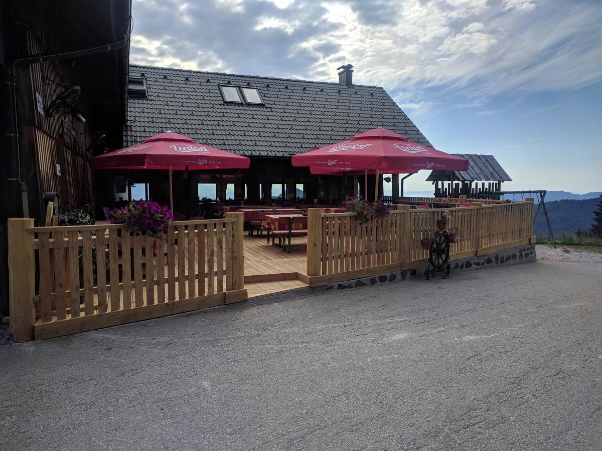 Gostisce In Penzion Stari Vrh Поляне-над-Шкофьё-Локо Экстерьер фото